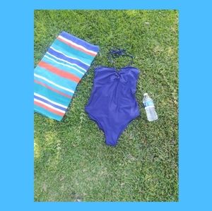 Old Navy Swimsuit Size Large